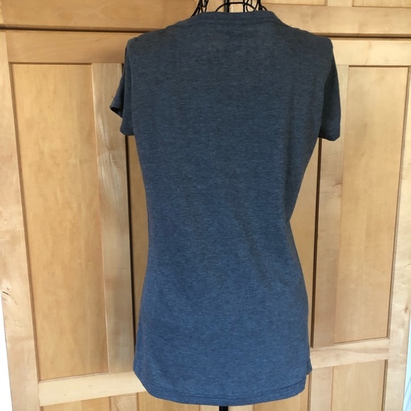 Tultex soft grey shirt sleeve pink graphic T-shirt size Medium - Picture 3 of 7